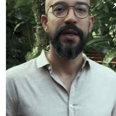 Post Instagram Dr. Lucas Lomba